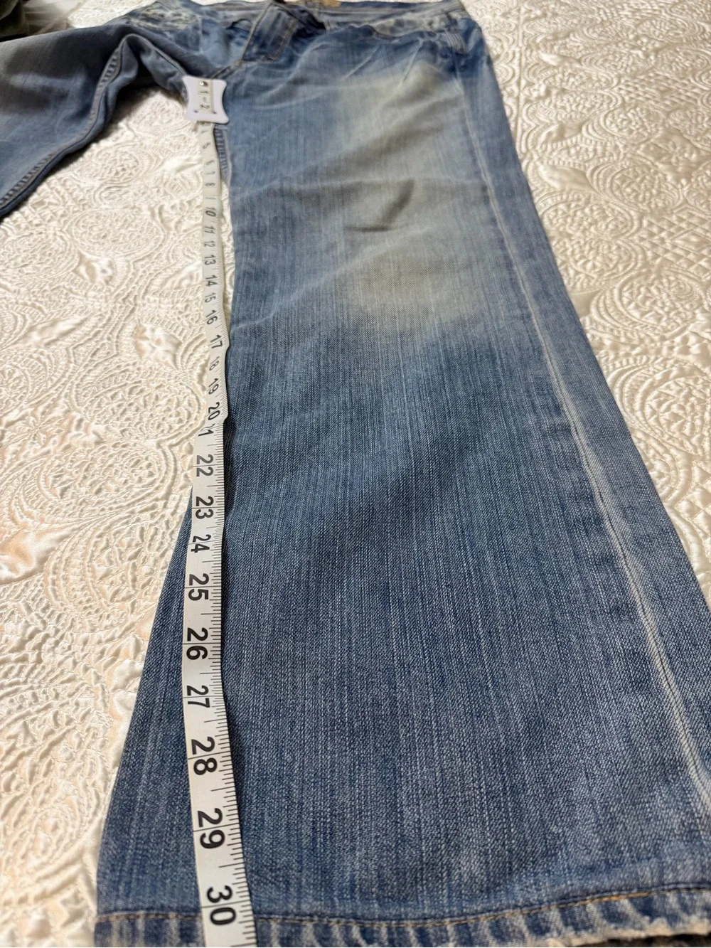 BKE Men's Blue Faded Bootcut Jeans